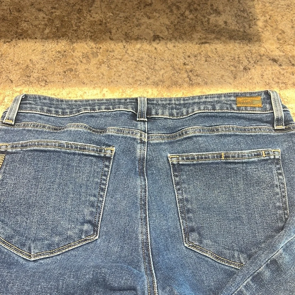 PAIGE Bridgette Jeans - Picture 4 of 5